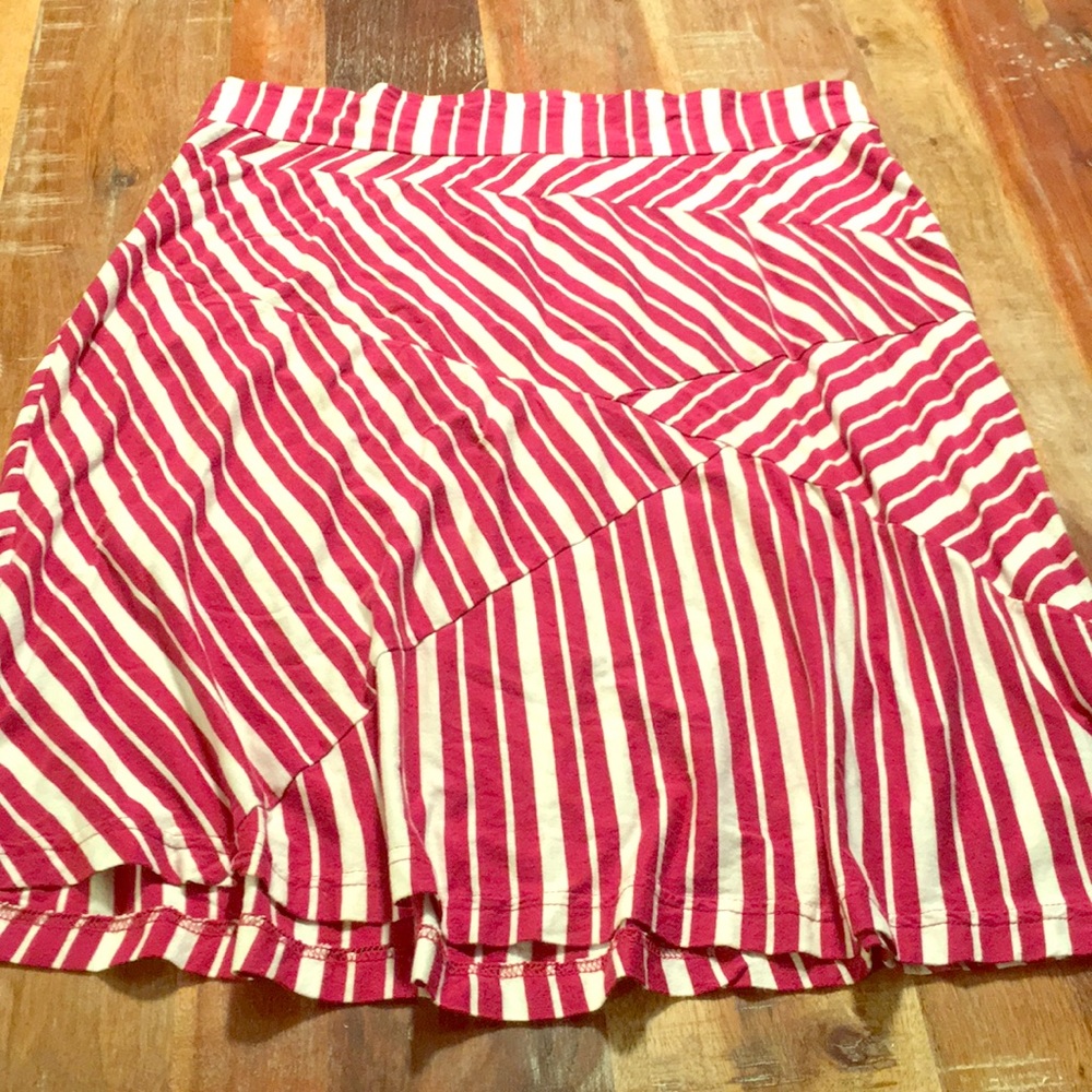 AVENTURA L Magenta Striped Skirt Hi-Lo Hemline!